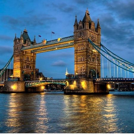 شقة لندن  في Shaftesbury Gardens المظهر الخارجي الصورة
